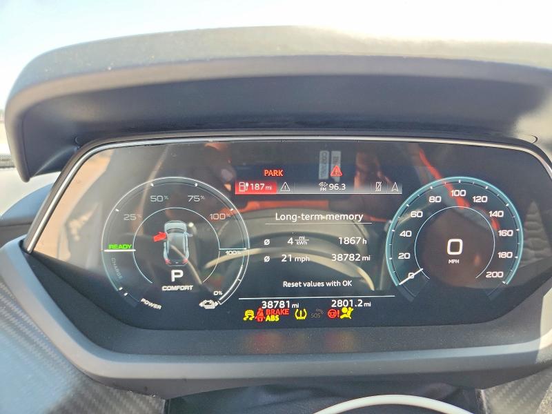 54661596 :رقم المزاد ، WAUEJBFW2N7004895 vin ، 2022 Audi E-tron Gt مزاد بيع