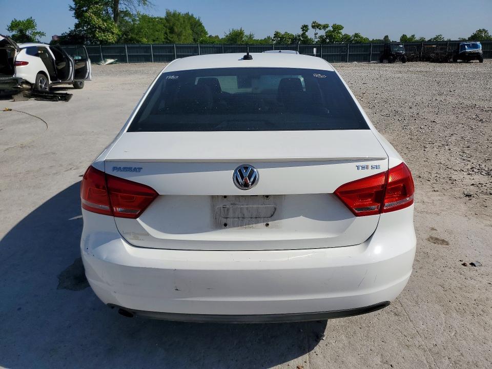 2014 Volkswagen Passat მანქანა იყიდება აუქციონზე, vin: 1VWBS7A36EC112132, აუქციონის ნომერი: 53317086