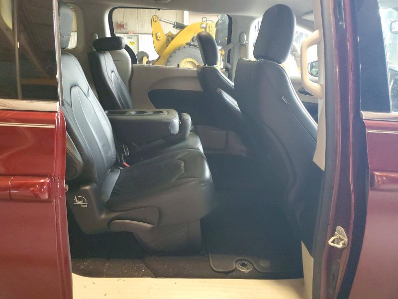 52014276 :رقم المزاد ، 2C4RC1BG8HR820357 vin ، 2017 Chrysler Pacifica مزاد بيع