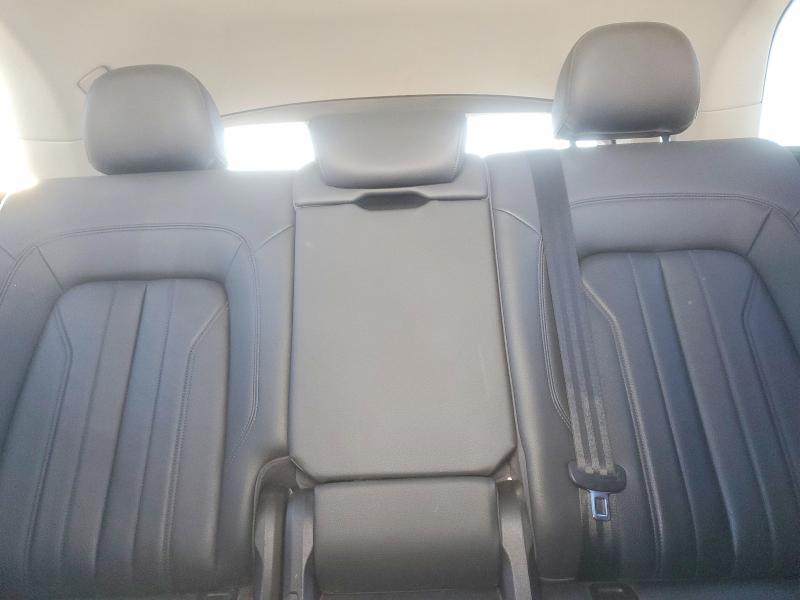 53451056 :رقم المزاد ، WA1BNAFY8J2038086 vin ، 2018 Audi Q5 مزاد بيع