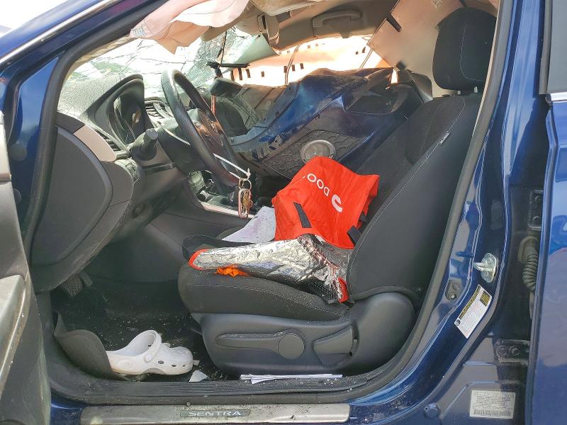 55000186 :رقم المزاد ، 3N1AB7AP8JY342387 vin ، 2018 Nissan Sentra مزاد بيع
