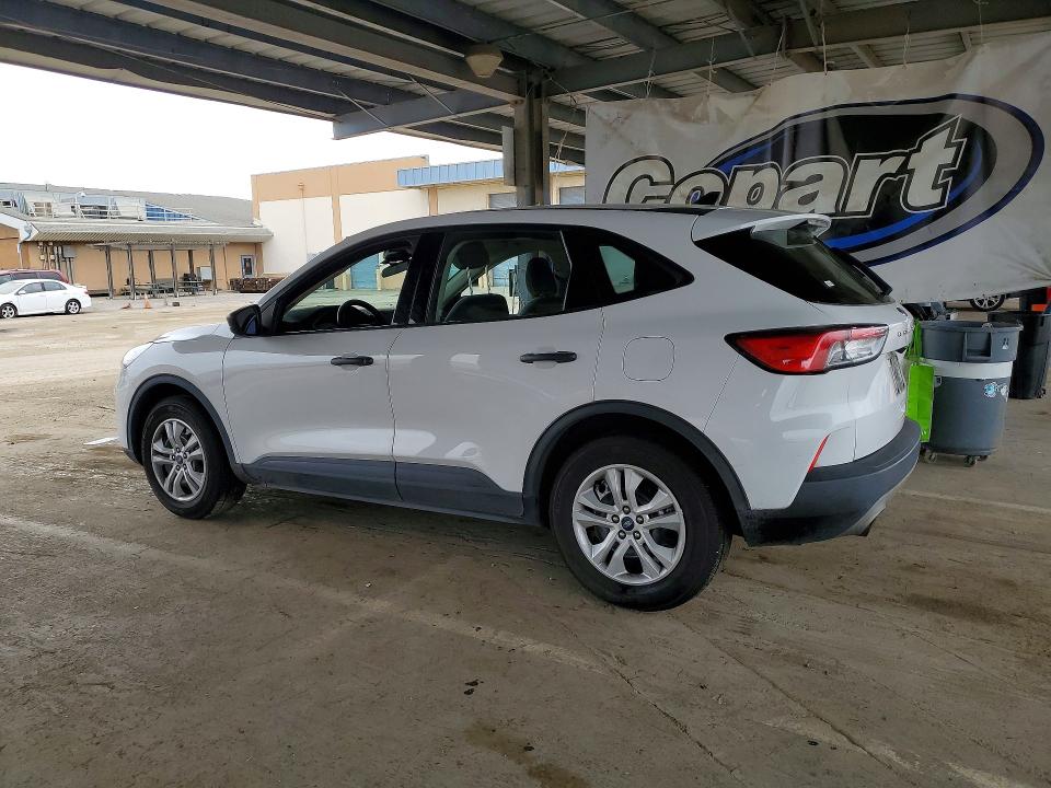 2020 Ford Escape მანქანა იყიდება აუქციონზე, vin: 1FMCU0F6XLUB70873, აუქციონის ნომერი: 51792896