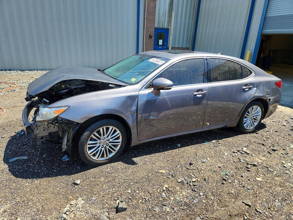 Auction sale of the 2015 Lexus Es, vin: JTHBK1GG1F2202613, lot number: 59182756