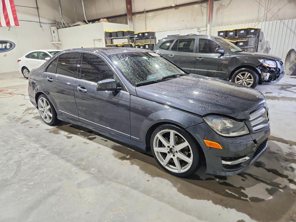 53167586 :رقم المزاد ، WDDGF4HB9DR249253 vin ، 2013 Mercedes-benz C مزاد بيع