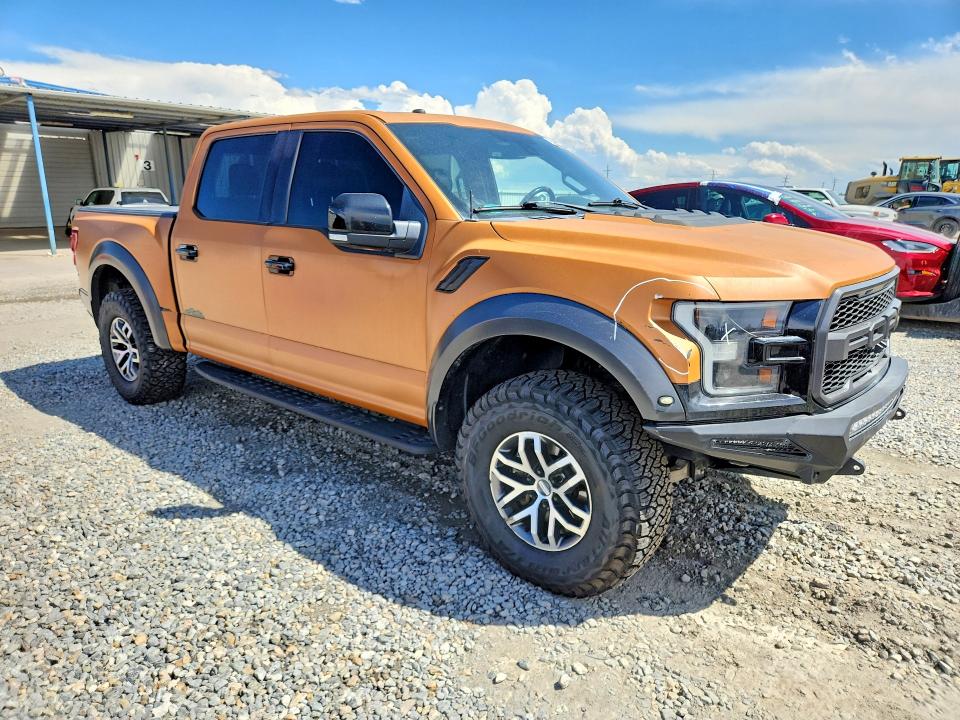 53137866 :رقم المزاد ، 1FTFW1RG0HFC59546 vin ، 2017 Ford F150 مزاد بيع