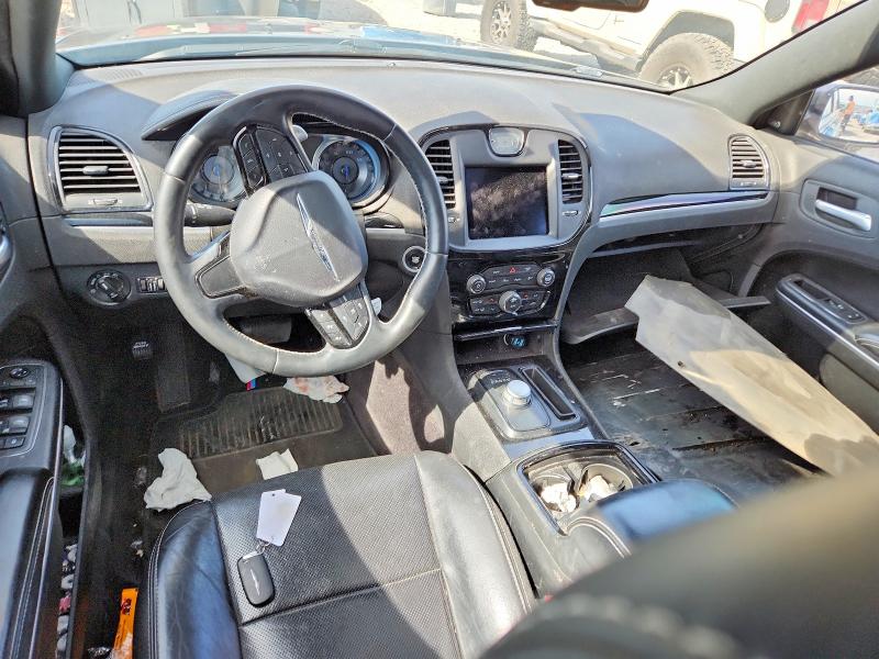 54497226 :رقم المزاد ، 2C3CCABG1JH240633 vin ، 2018 Chrysler 300 مزاد بيع