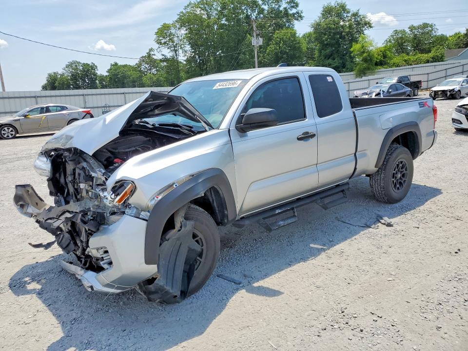 54432696 :رقم المزاد ، 3TYRZ5CN5NT020075 vin ، 2022 Toyota Tacoma مزاد بيع