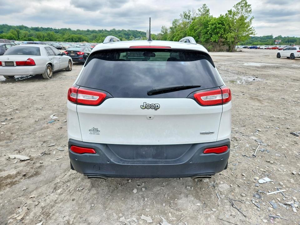 53669636 :رقم المزاد ، 1C4PJLCS8HW669507 vin ، 2017 Jeep Cherokee مزاد بيع