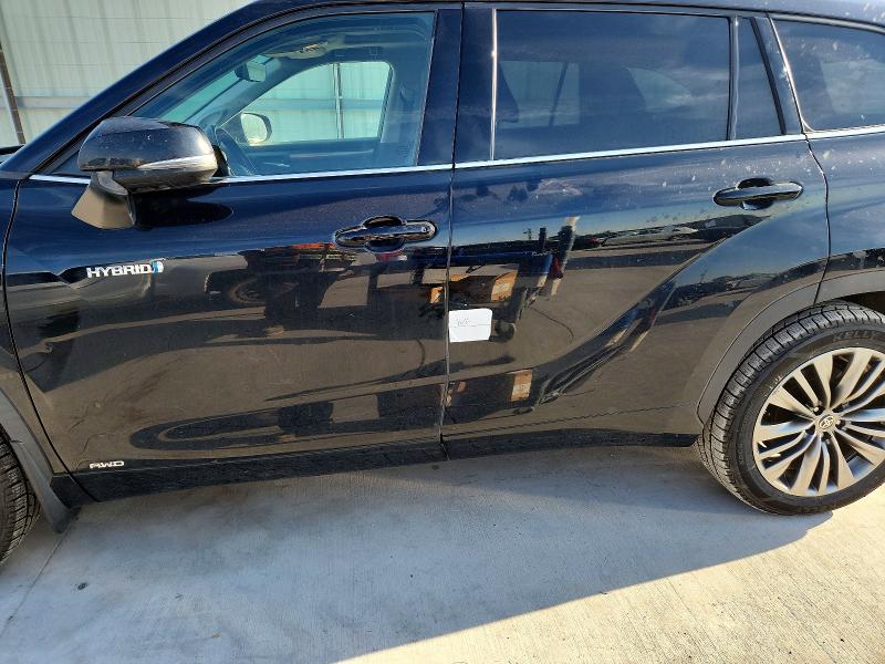 2021 Toyota Highlander მანქანა იყიდება აუქციონზე, vin: 5TDEBRCHXMS017767, აუქციონის ნომერი: 53024976