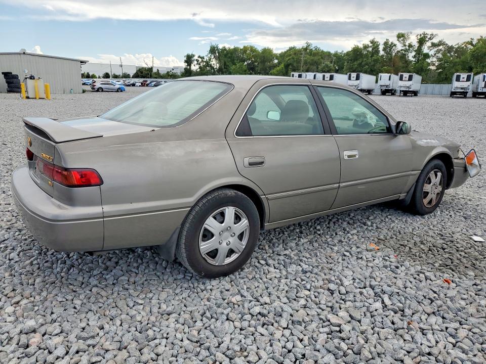 54042666 :رقم المزاد ، 4T1BF28K4WU047182 vin ، 1998 Toyota Camry مزاد بيع