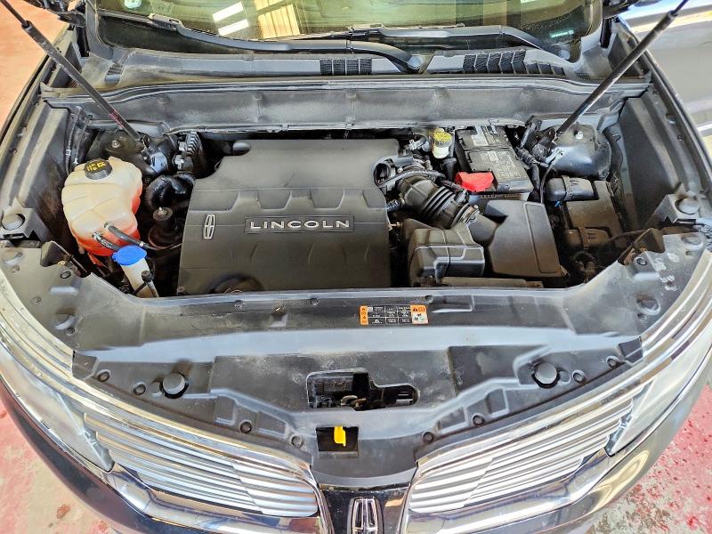 50925586 :رقم المزاد ، 2LMPJ8KR8HBL40464 vin ، 2017 Lincoln Mkx مزاد بيع