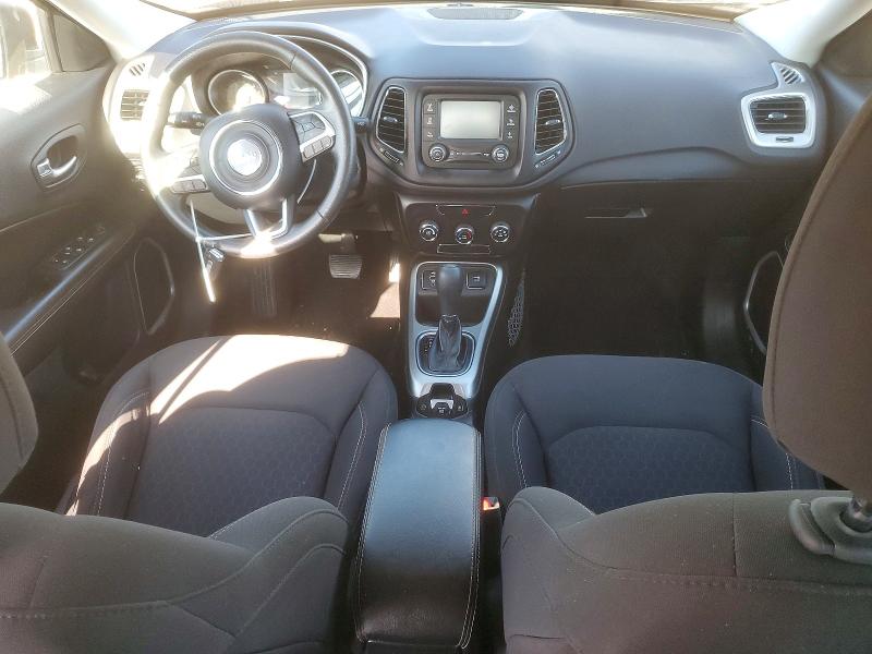55530786 :رقم المزاد ، 3C4NJCABXJT471453 vin ، 2018 Jeep Compass مزاد بيع