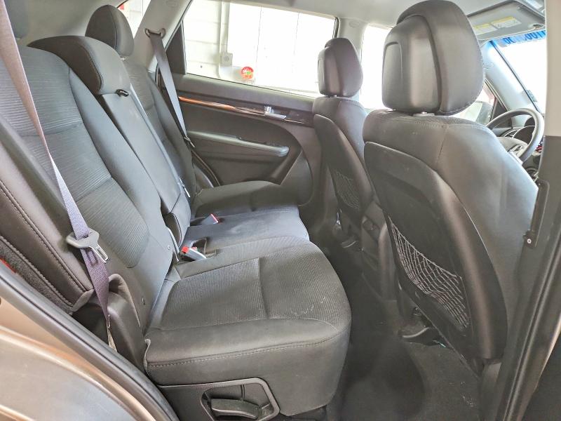 2014 Kia Sorento მანქანა იყიდება აუქციონზე, vin: 5XYKT3A6XEG477377, აუქციონის ნომერი: 51665156