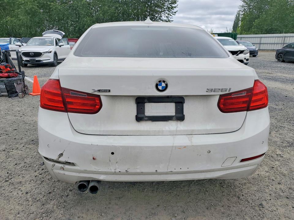 54502616 :رقم المزاد ، WBA3B5G52FNS19444 vin ، 2015 Bmw 328 مزاد بيع