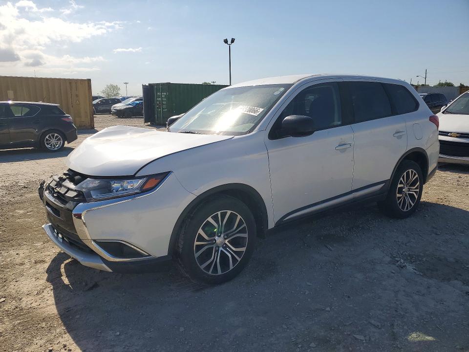 Продажа на аукционе авто 2018 Mitsubishi Outlander, vin: JA4AZ2A36JZ015589, номер лота: 53320066