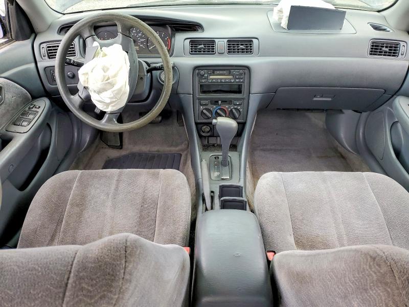 1998 Toyota Camry მანქანა იყიდება აუქციონზე, vin: JT2BG22K9W0130858, აუქციონის ნომერი: 55058756