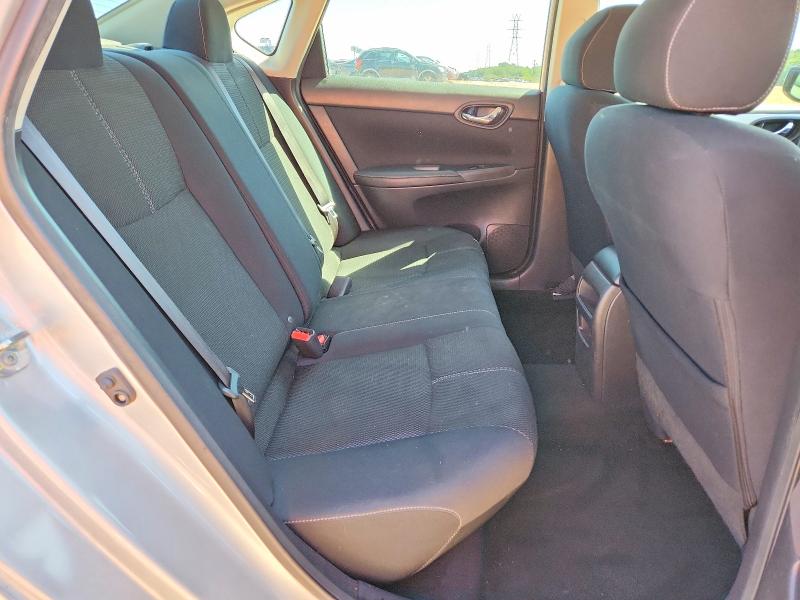 Aukcja sprzedaży 2017 Nissan Sentra, vin: 3N1AB7AP7HY302005, numer aukcji: 52768986