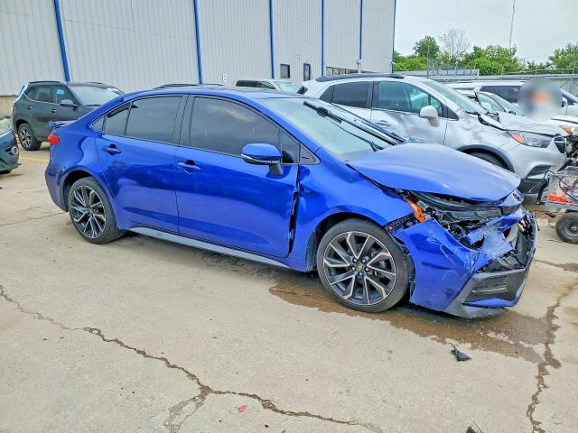 52294626 :رقم المزاد ، JTDP4MCE9MJ065723 vin ، 2021 Toyota Corolla مزاد بيع