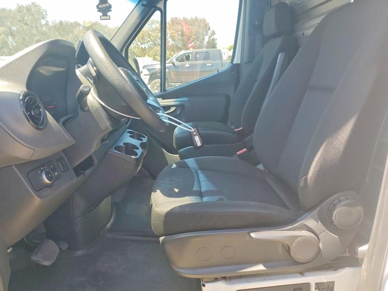 54108056 :رقم المزاد ، WD4PF1CD1KP070284 vin ، 2019 Mercedes Benz Sprinter مزاد بيع