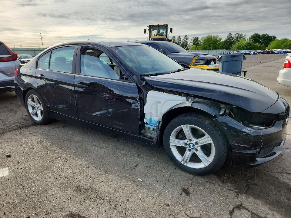 Aukcja sprzedaży 2015 Bmw 320, vin: WBA3C3G52FNS73411, numer aukcji: 54781436