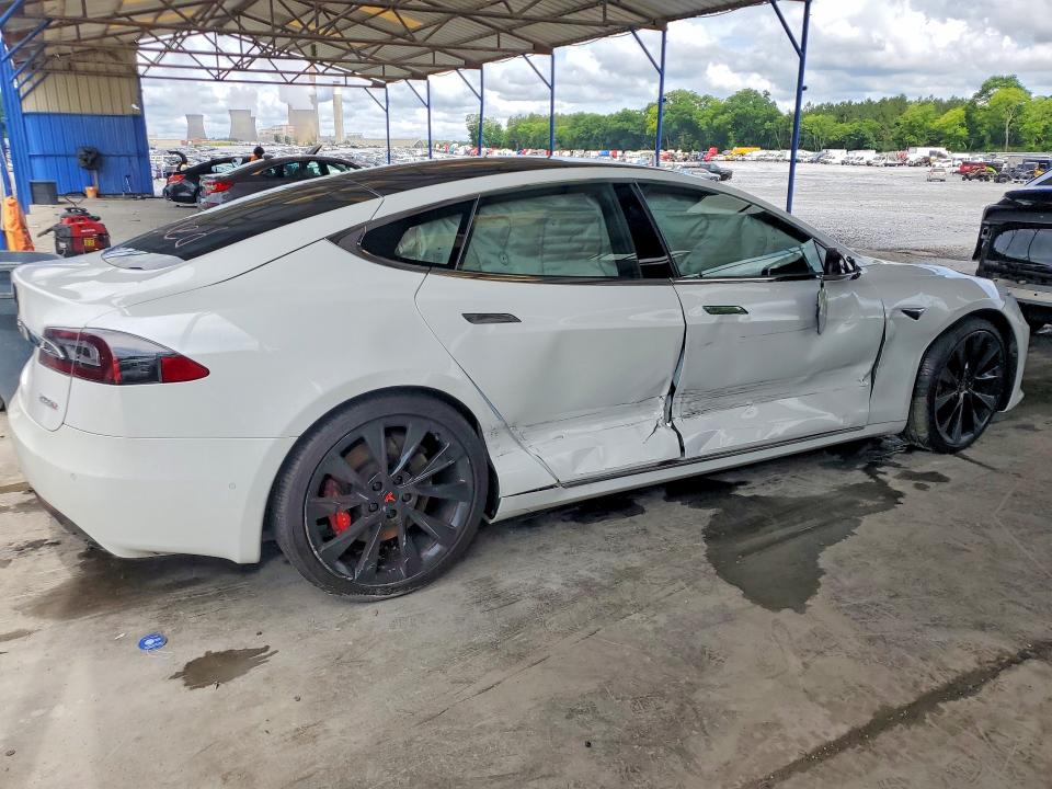 2018 Tesla Model S მანქანა იყიდება აუქციონზე, vin: 5YJSA1E40JF251918, აუქციონის ნომერი: 54820196