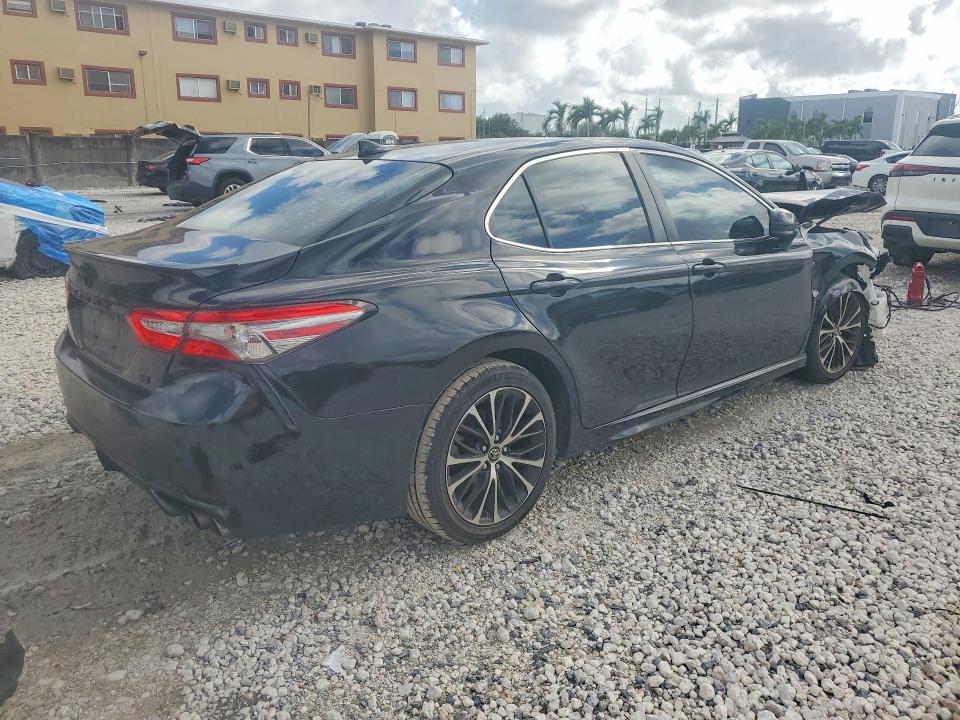 2019 Toyota Camry მანქანა იყიდება აუქციონზე, vin: 4T1B11HK9KU224652, აუქციონის ნომერი: 54447956