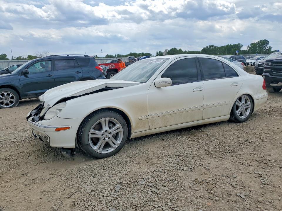 2005 Mercedes-benz E მანქანა იყიდება აუქციონზე, vin: WDBUF70JX5A687831, აუქციონის ნომერი: 51035266