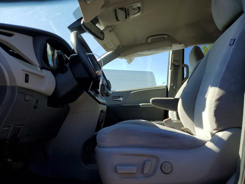 Продажа на аукционе авто 2020 Toyota Sienna, vin: 5TDKZ3DC4LS047165, номер лота: 52856476