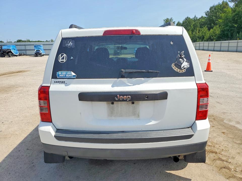 2015 Jeep Patriot მანქანა იყიდება აუქციონზე, vin: 1C4NJPBB3FD192493, აუქციონის ნომერი: 52392676