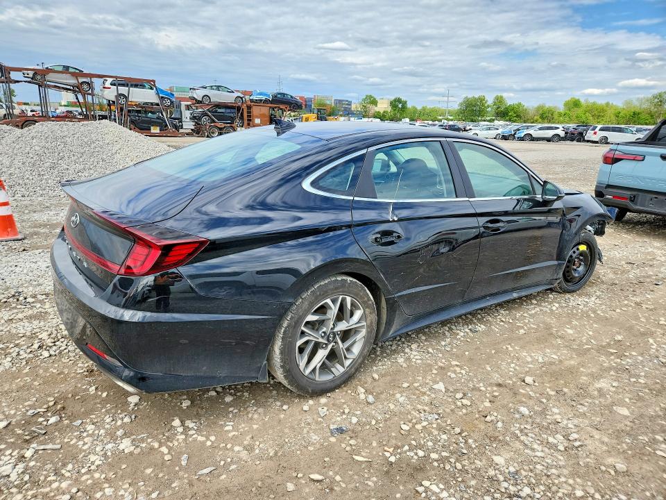 Продажа на аукционе авто 2021 Hyundai Sonata, vin: 5NPEL4JA1MH106526, номер лота: 52300836