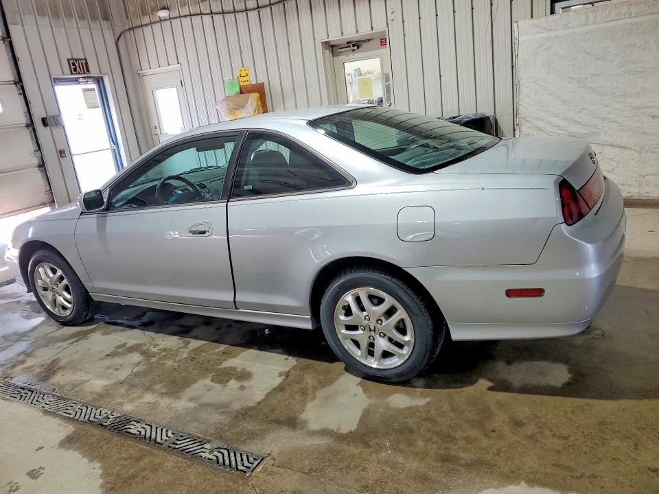 54141946 :رقم المزاد ، 1HGCG22501A033249 vin ، 2001 Honda Accord مزاد بيع