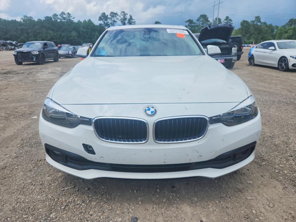 Продажа на аукционе авто 2017 Bmw 320, vin: WBA8E1G39HNU18904, номер лота: 53721046