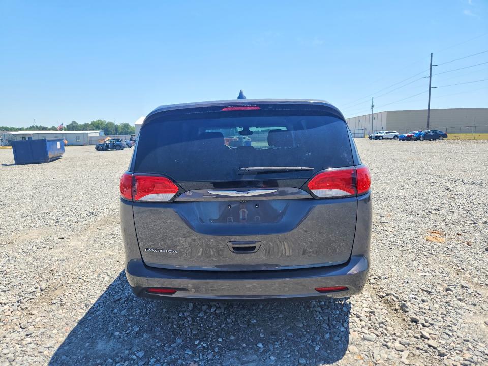 52473156 :رقم المزاد ، 2C4RC1DGXHR577244 vin ، 2017 Chrysler Pacifica مزاد بيع