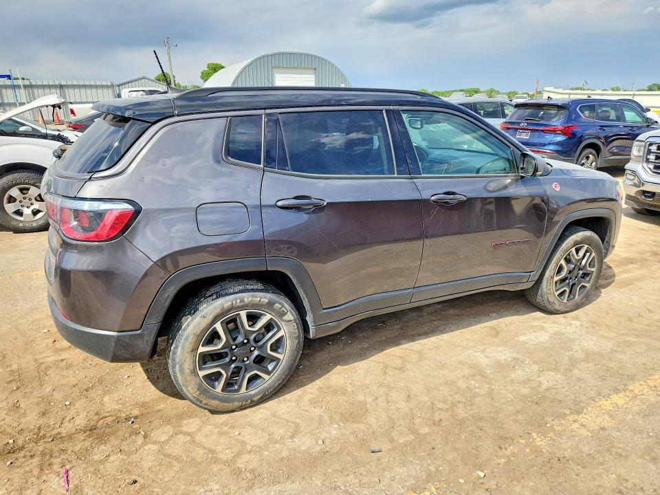 52153796 :رقم المزاد ، 3C4NJDDB4KT790382 vin ، 2019 Jeep Compass مزاد بيع