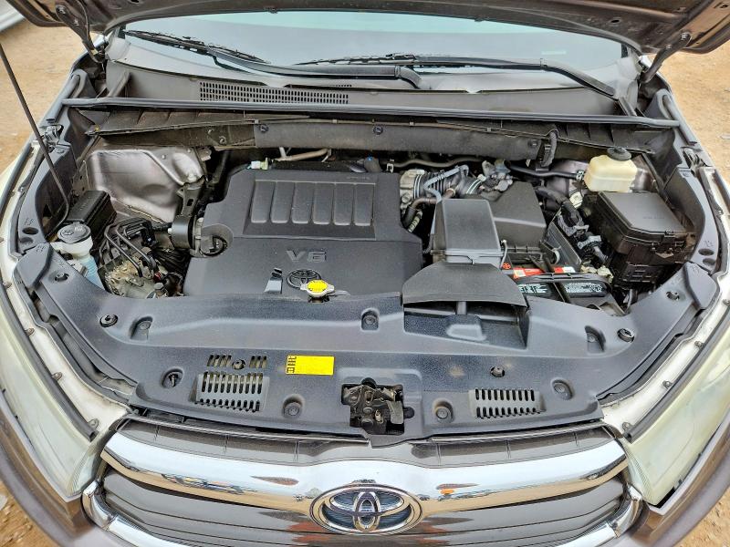 52506866 :رقم المزاد ، 5TDYKRFH1FS087590 vin ، 2015 Toyota Highlander مزاد بيع