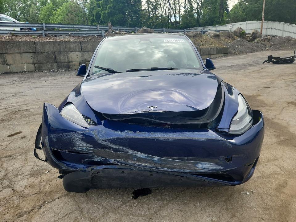 55413806 :رقم المزاد ، 7SAYGDEF8PF709888 vin ، 2023 Tesla Model Y مزاد بيع
