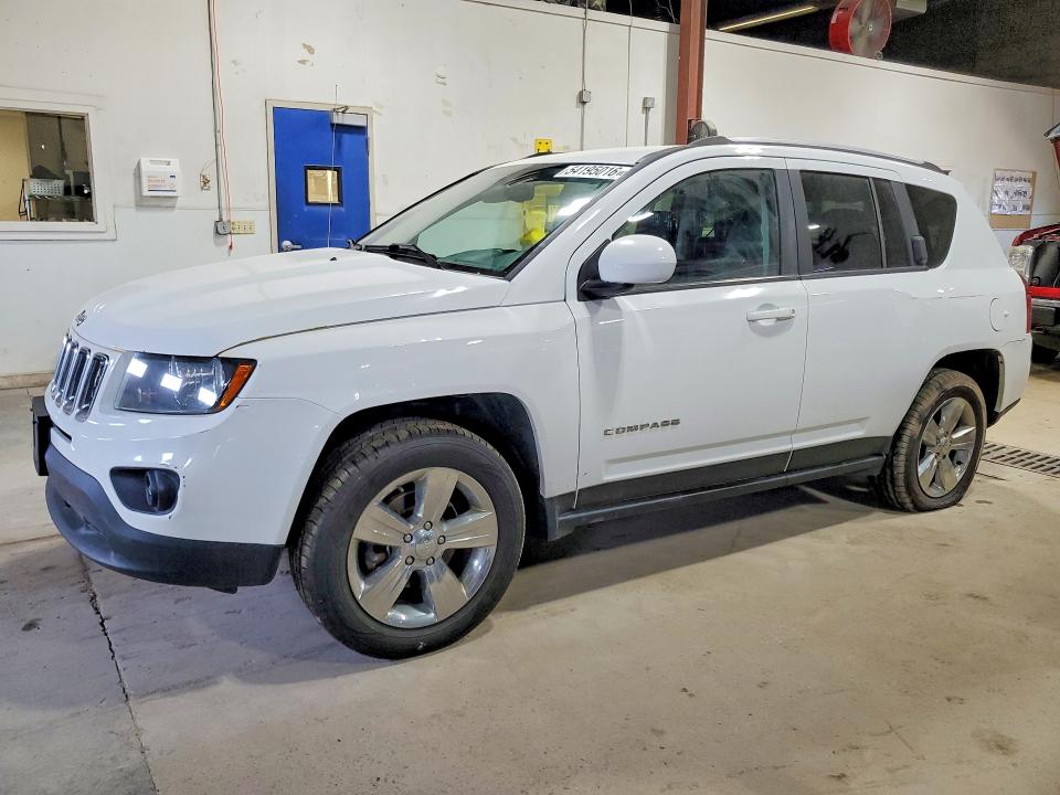 54195016 :رقم المزاد ، 1C4NJDEB5HD153479 vin ، 2017 Jeep Compass مزاد بيع
