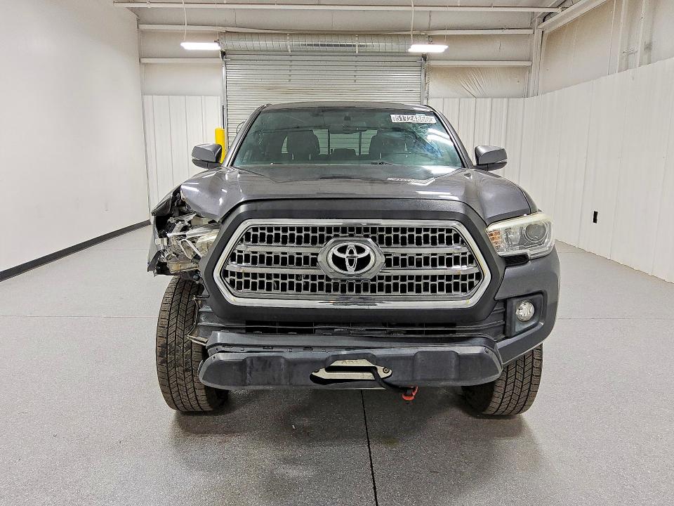 Продажа на аукционе авто 2017 Toyota Tacoma, vin: 3TMCZ5AN4HM056039, номер лота: 51724866