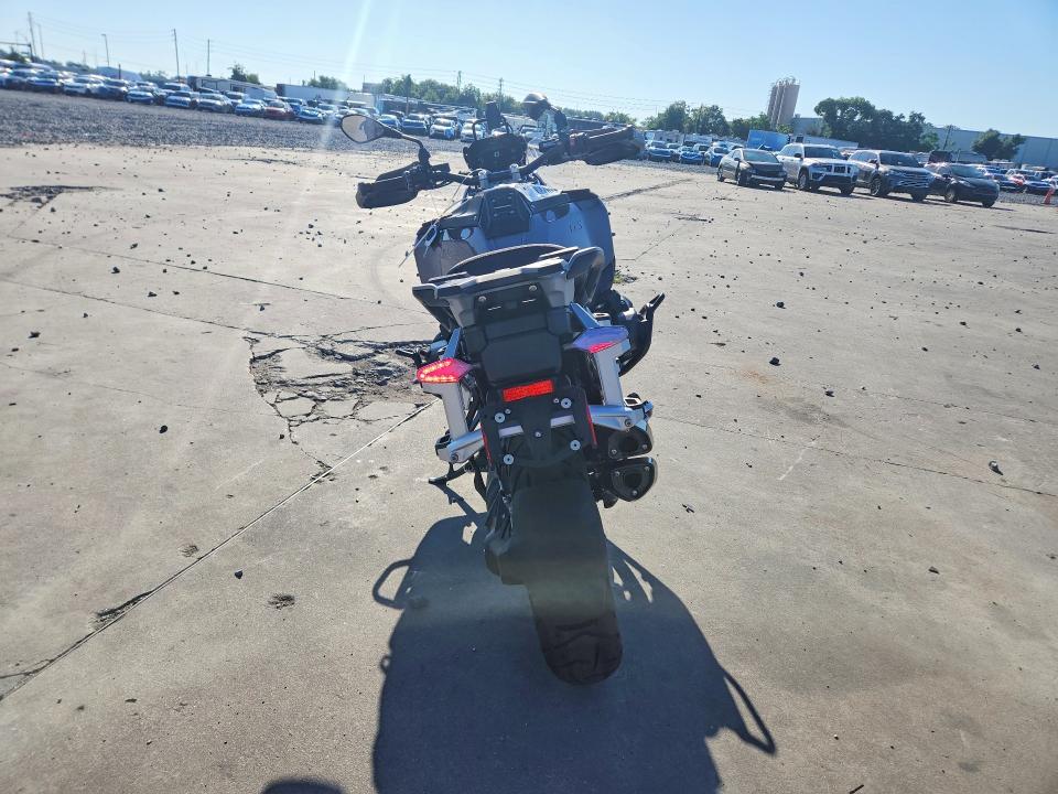 Продаж на аукціоні авто 2026 Bmw R 1300, vin: WB10M3308T6M44484, номер лоту: 53628776