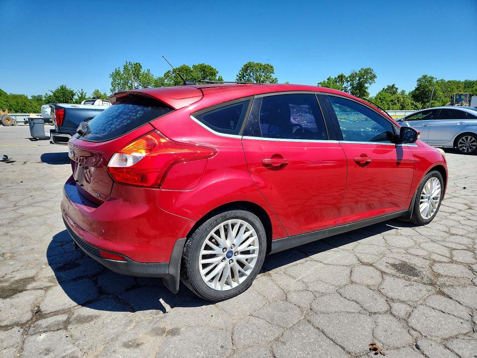 52469416 :رقم المزاد ، 1FAHP3M24CL154344 vin ، 2012 Ford Focus مزاد بيع