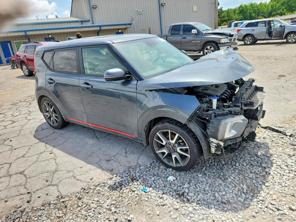 2021 Kia Soul მანქანა იყიდება აუქციონზე, vin: KNDJ63AU9M7783340, აუქციონის ნომერი: 55047176