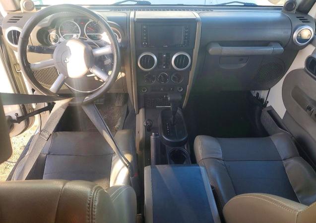 54589026 :رقم المزاد ، 1J4BA5H13AL214300 vin ، 2010 Jeep Wrangler Unlimited مزاد بيع