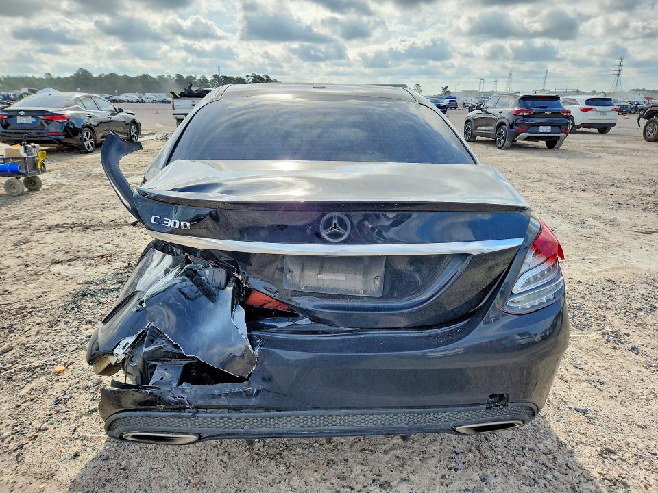 2018 Mercedes-benz C მანქანა იყიდება აუქციონზე, vin: 55SWF4JB7JU264060, აუქციონის ნომერი: 53927426
