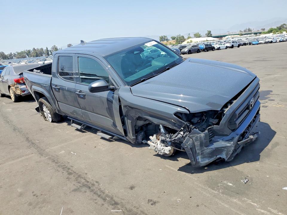 53828396 :رقم المزاد ، 3TYKD5HNXST018777 vin ، 2025 Toyota Tacoma مزاد بيع