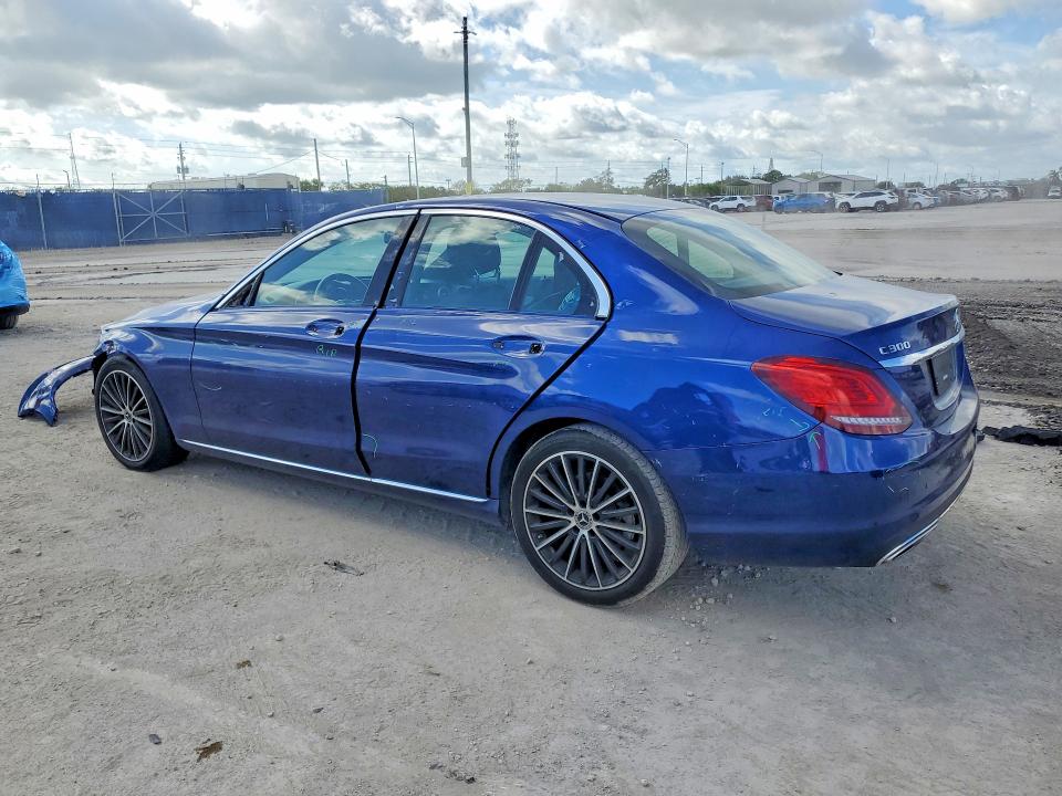 52997886 :رقم المزاد ، W1KWF8DB8LR567176 vin ، 2020 Mercedes-benz C مزاد بيع