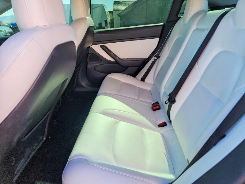 51126726 :رقم المزاد ، 5YJ3E1EB2LF622703 vin ، 2020 Tesla Model 3 مزاد بيع