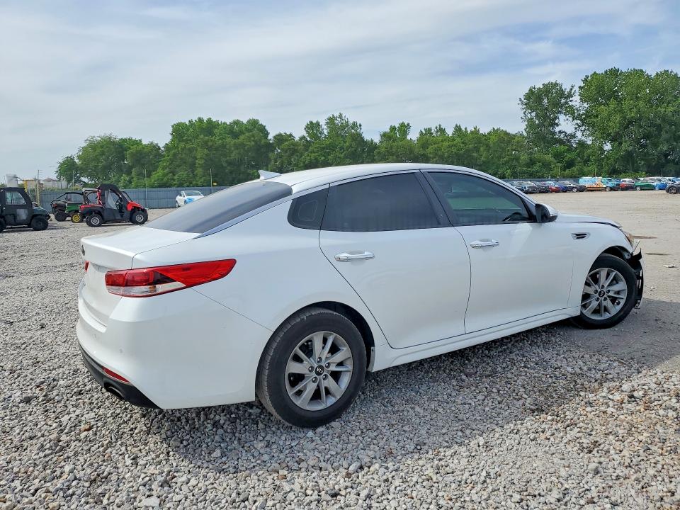 2018 Kia Optima მანქანა იყიდება აუქციონზე, vin: 5XXGT4L32JG201708, აუქციონის ნომერი: 55074236