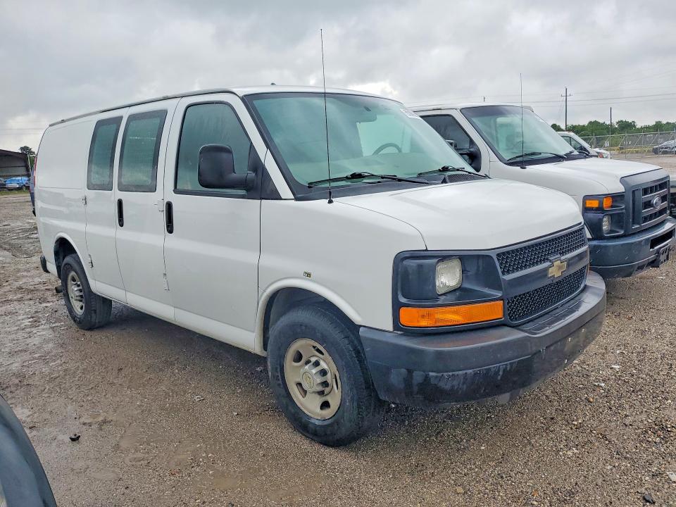 53878906 :رقم المزاد ، 1GCWGFCAXD1902863 vin ، 2013 Chevrolet Express G2500 مزاد بيع
