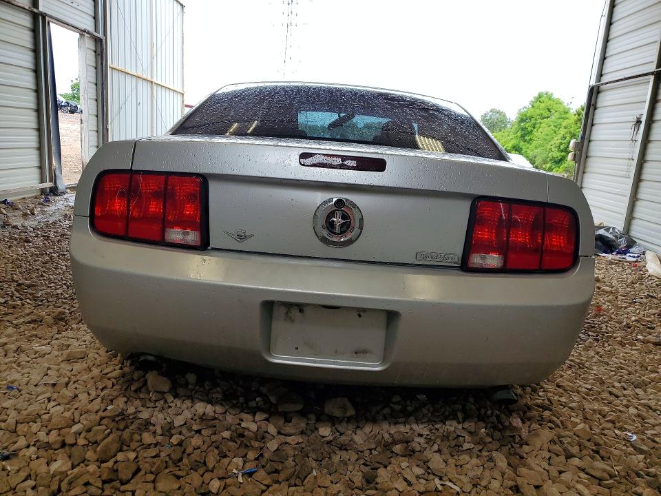 2009 Ford Mustang მანქანა იყიდება აუქციონზე, vin: 1ZVHT80N195144836, აუქციონის ნომერი: 52760256