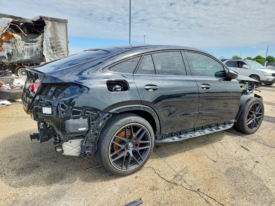 51846006 :رقم المزاد ، 4JGFD6BB8NA712592 vin ، 2022 Mercedes-benz Gle Coupe مزاد بيع
